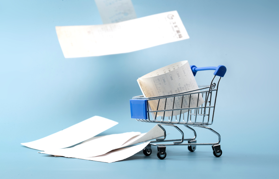 购物车和大量的帐单图片 购物车和大量的帐单图片