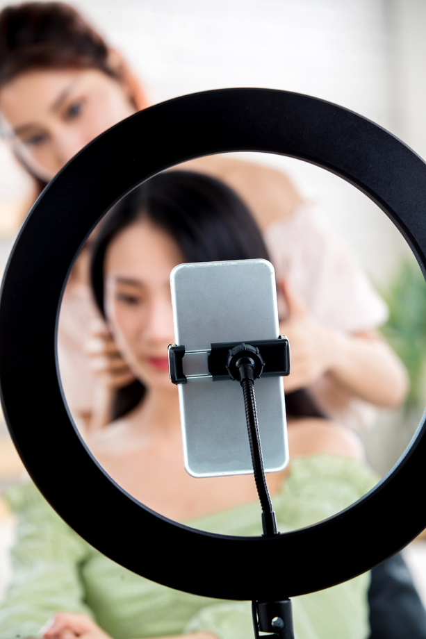 闺蜜在线直播整理发型图片 闺蜜在线直播整理发型图片