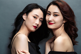 美女闺蜜肖像