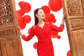 漂亮女人和红灯