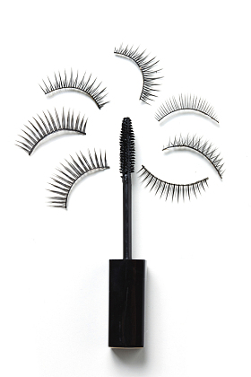 睫毛和睫毛刷图片