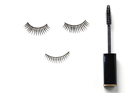 睫毛和睫毛刷