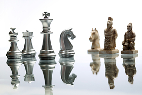 静物兵马俑国际象棋照片