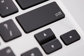 笔记本电脑键盘照片