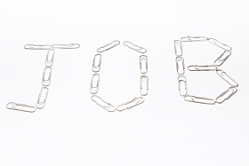 曲别针组成的英文字母