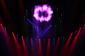 剧院内舞台与灯光