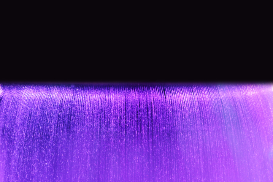 水