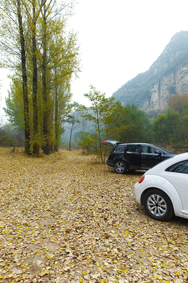 户外汽车图片 户外汽车图片