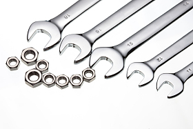 扳手和螺母图片