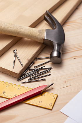 工具与木板照片