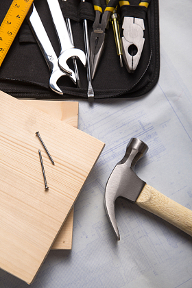 厚木板与工具图片