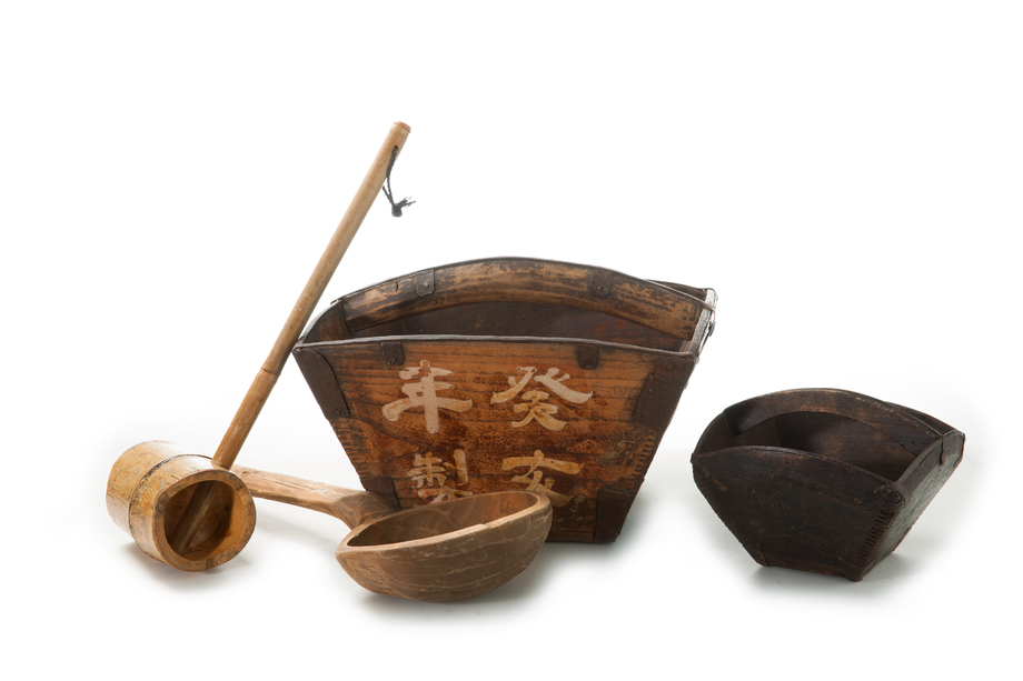 静物古代量器