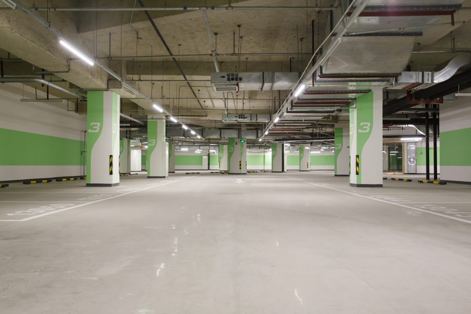地下停车场 地下停车场