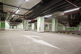 地下停车场图片