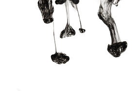 黑色墨水在水中