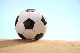 足球
