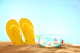 沙滩拖鞋图片