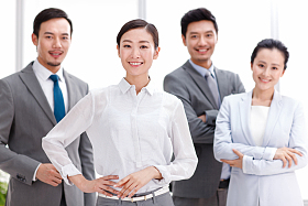 东方商务团队图片