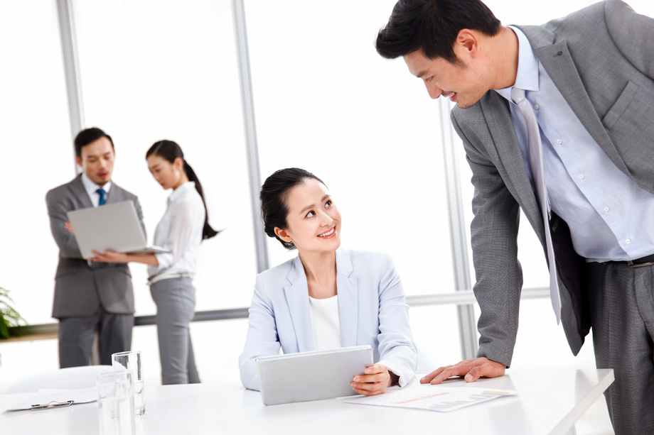 商务男女在工作 商务男女在工作