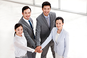 东方商务团队图片