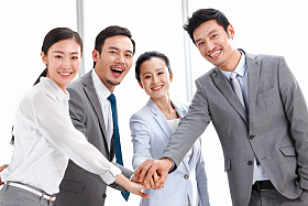 东方商务团队图片