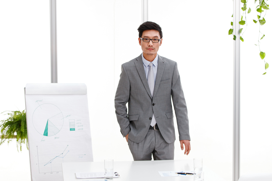 成功的商务中年男人图片 成功的商务中年男人图片