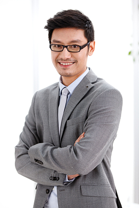 自信的商务男人