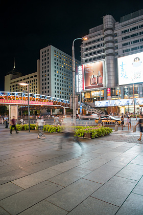 北京商业街夜景