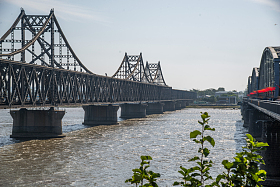 辽宁省丹东中朝友谊桥图片