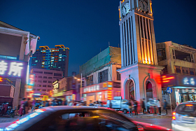 辽宁省丹东城市夜景图片