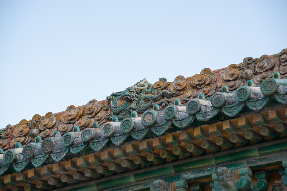 北海公园九龙