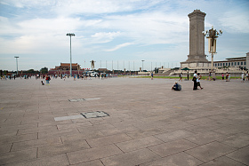 北京人民英雄纪念碑图片