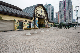 北京通惠小镇酒吧街照片
