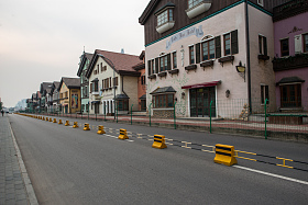 北京通惠小镇酒吧街照片