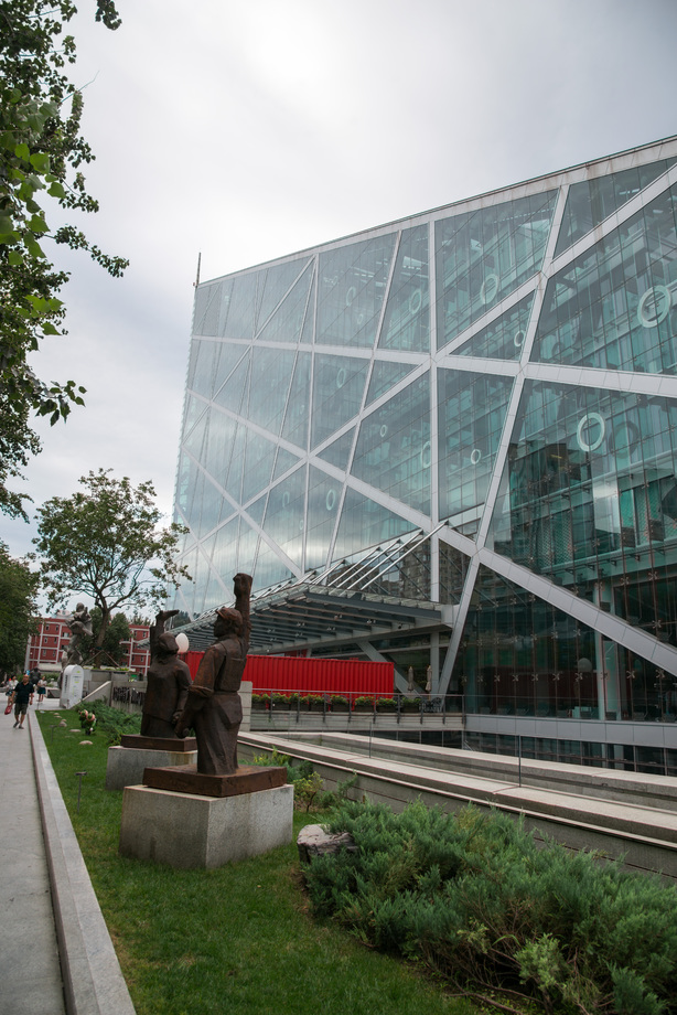 北京侨福芳草地大厦照片 北京侨福芳草地大厦照片