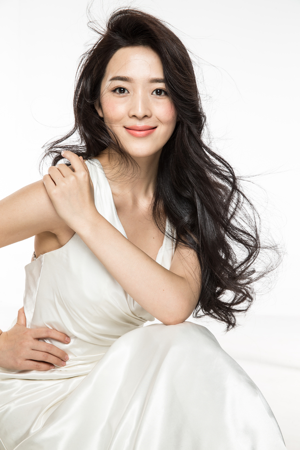 有着漂亮头发的美女