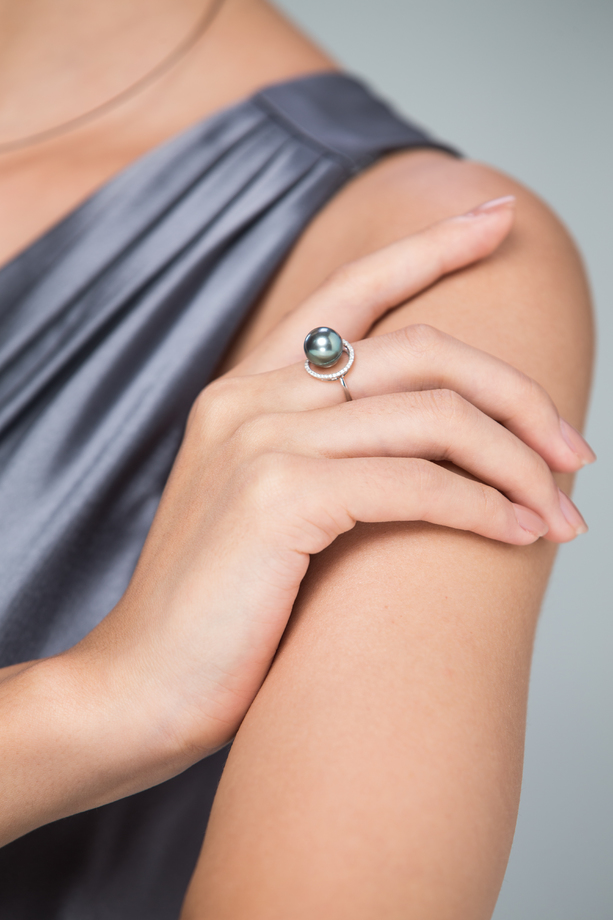 女人手部特写图片