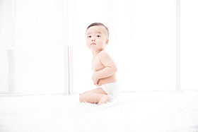 可爱男婴儿