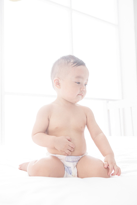 可爱男婴儿图片