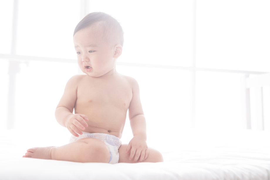可爱男婴儿