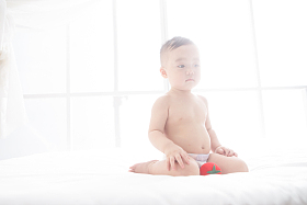 可爱男婴儿图片