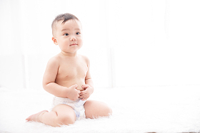 可爱男婴儿