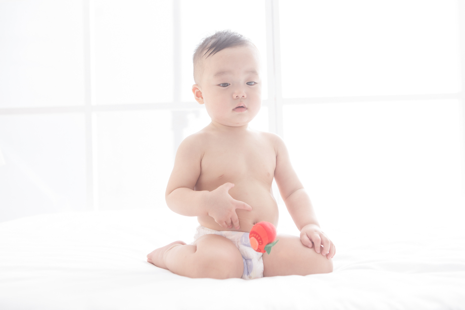 可爱男婴儿