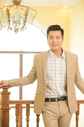 成熟的中年男人图片