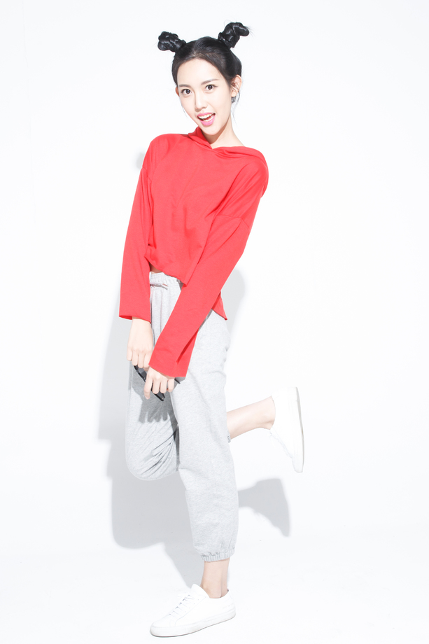 可爱的青年女人 可爱的青年女人