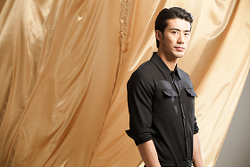 时尚青年男人照片