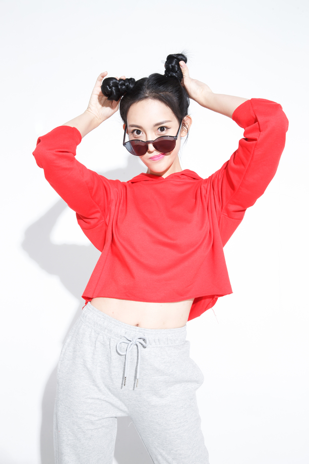 可爱的青年女人