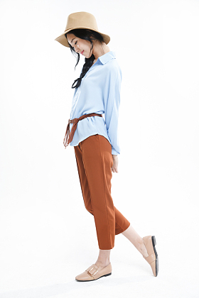 漂亮的青年女人