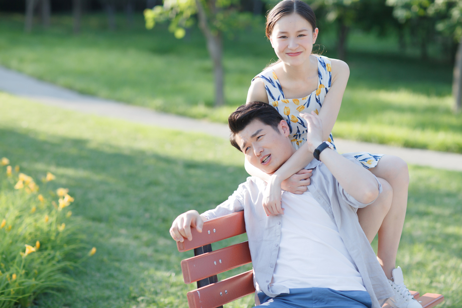 快乐情侣图片 快乐情侣图片