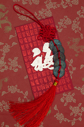 铜钱和红包图片